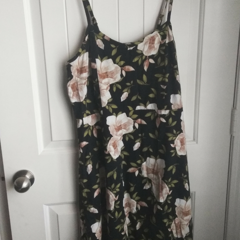Spaghetti strap summer dress